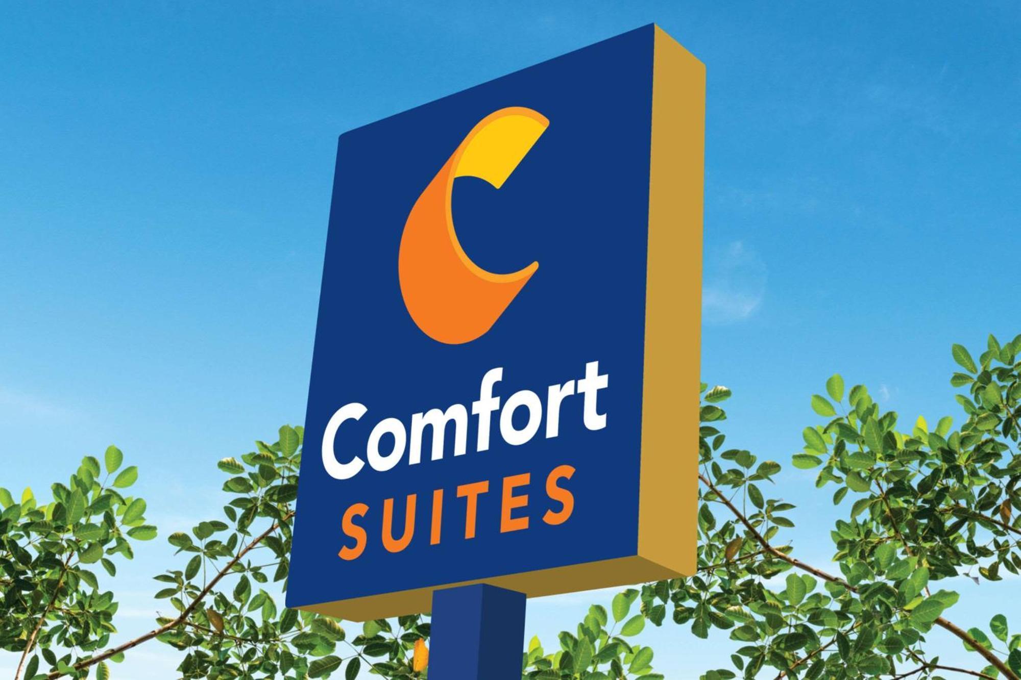 Comfort Inn & Suites Sheboygan I-43 Exterior foto